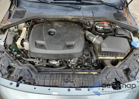 2017 Volvo S60 Dynamic z USA, uszkodzony, nr VIN YV140MTL8H2431422